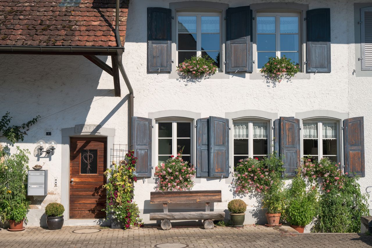 Exterior Home Upgrades That Add Value on a Budget